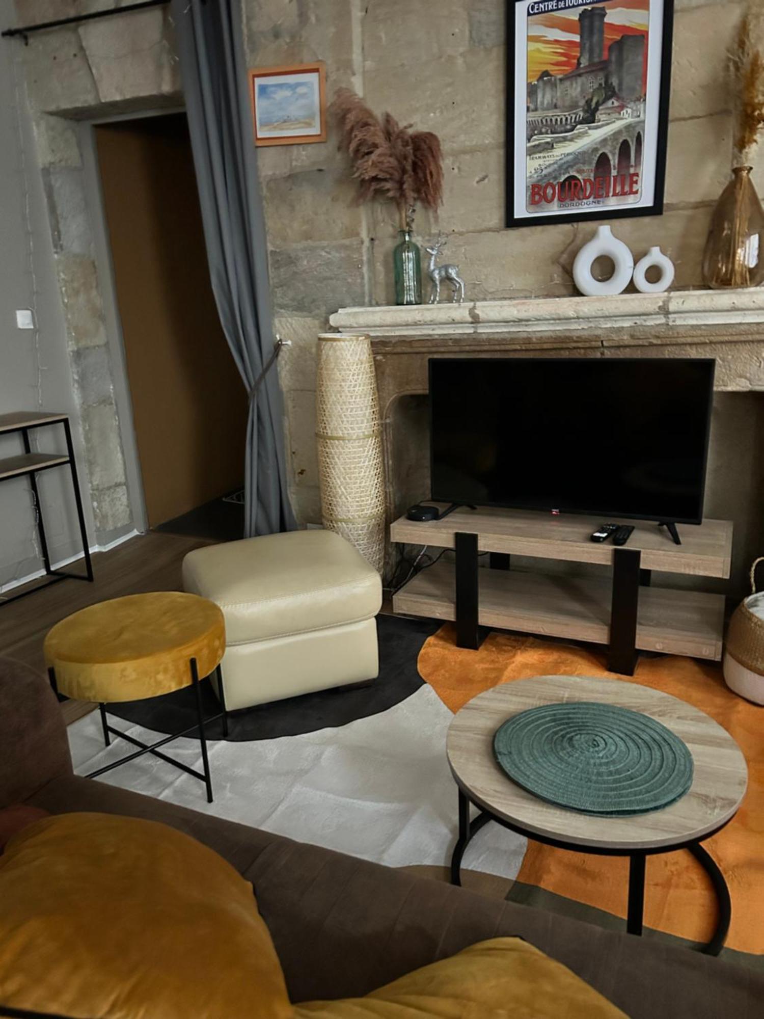 La Renaissance Apartment Perigueux Ngoại thất bức ảnh